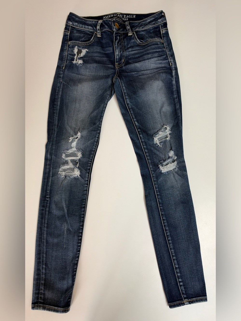 Women’s American Eagle Dark Blue Distressed Women’s Jeggings